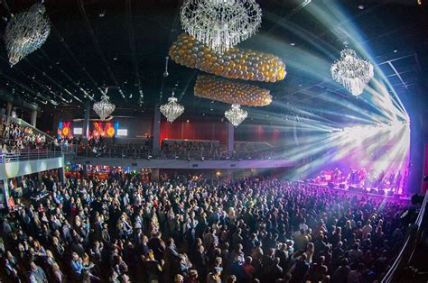 Coca cola roxy atlanta - Feb 12, 2023 · Discover all 29 upcoming concerts scheduled in 2023-2024 at Coca-Cola Roxy. Coca-Cola Roxy hosts concerts for a wide range of genres from artists such as Yuridia, JID, and Smino, having previously welcomed the likes of P1Harmony, Alter Bridge, and Mammoth WVH . Browse the list of upcoming concerts, and if you can’t find your favourite artist ... 